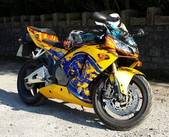 Airbrushed Painting of a CBR600RR Motorbike in the style of Final Fantasy